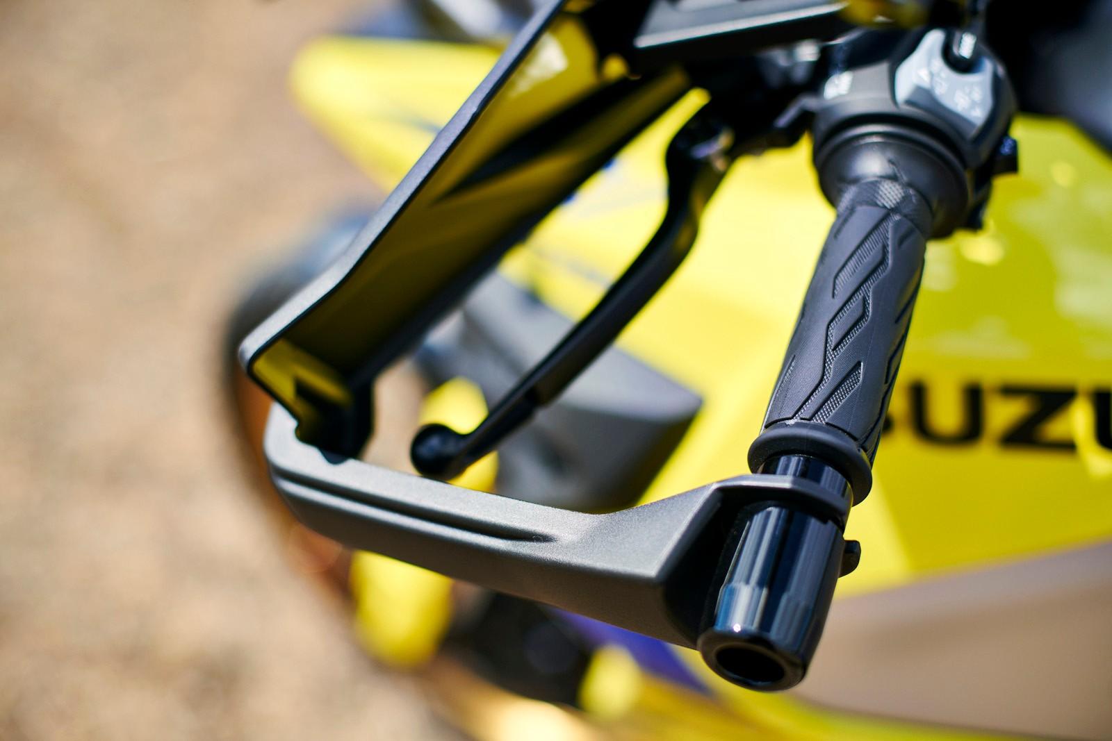 2023 SUZUKI V-STROM 1050DE DUAL SPORTS