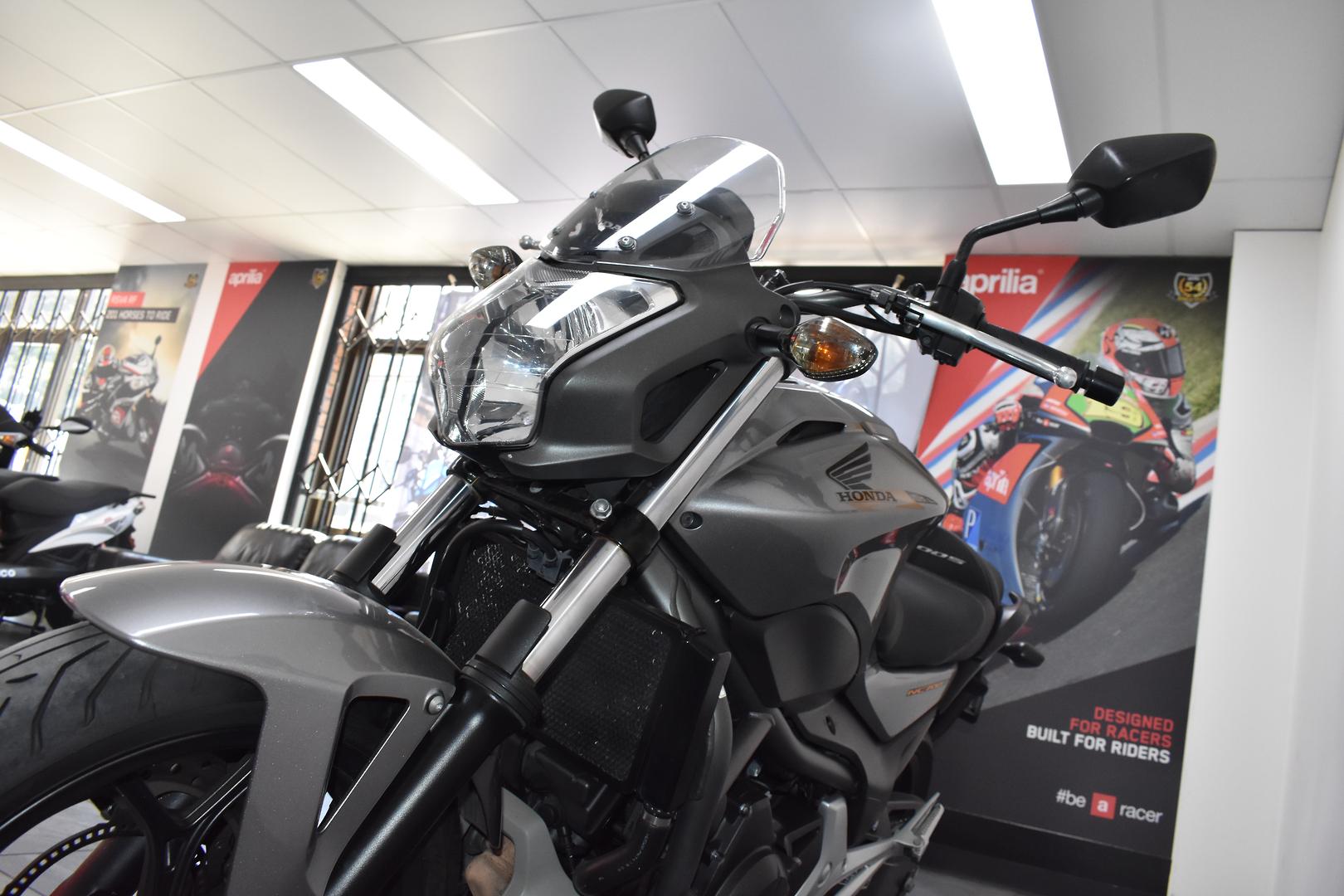 2013 HONDA NC700SA ROAD