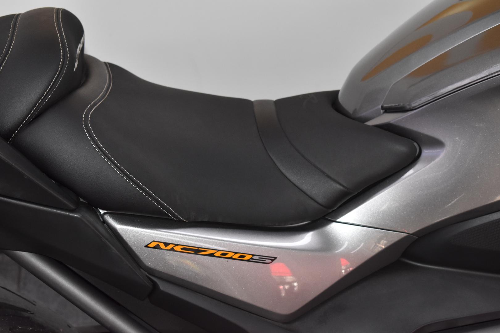 2013 HONDA NC700SA ROAD