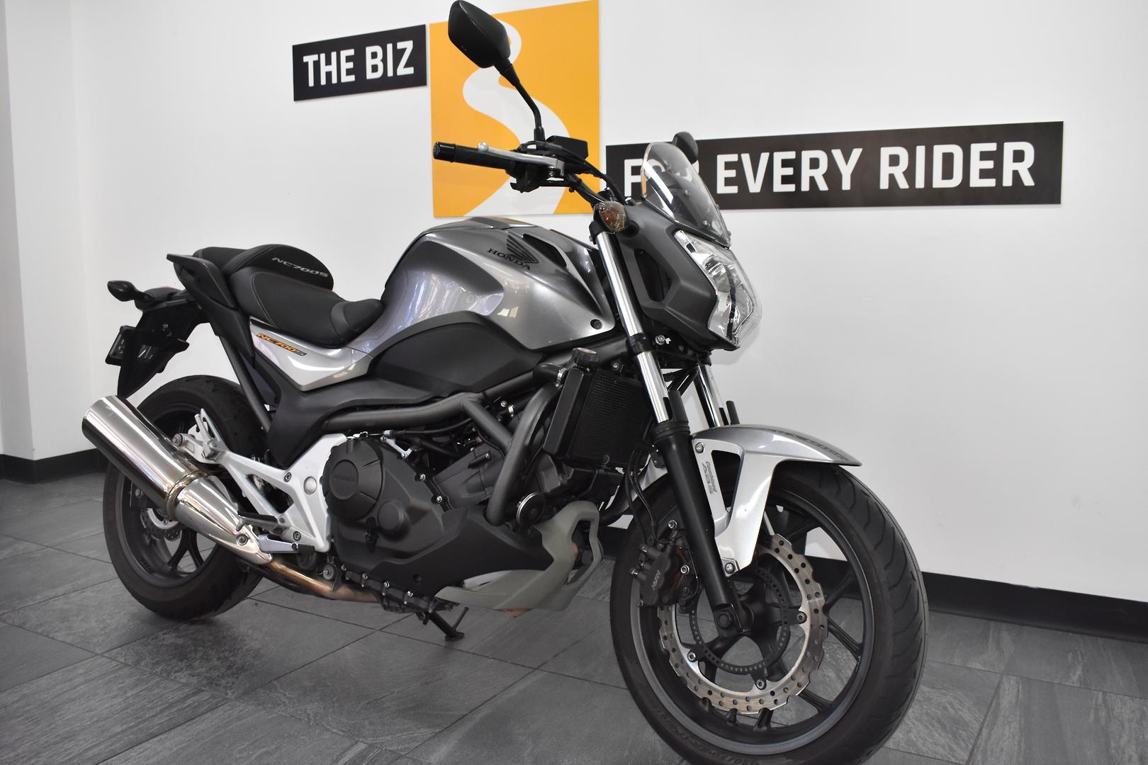 2013 HONDA NC700SA ROAD