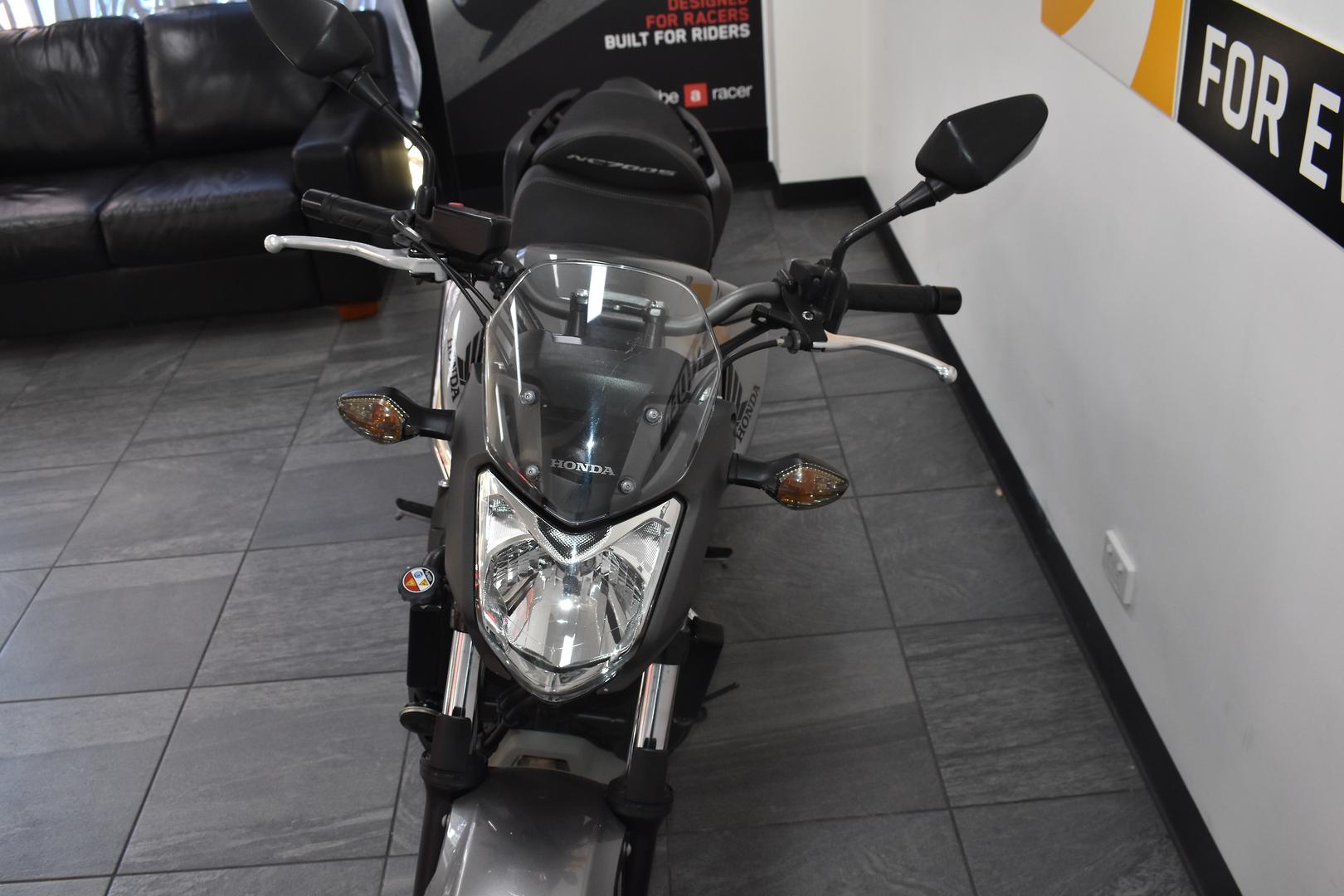 2013 HONDA NC700SA ROAD
