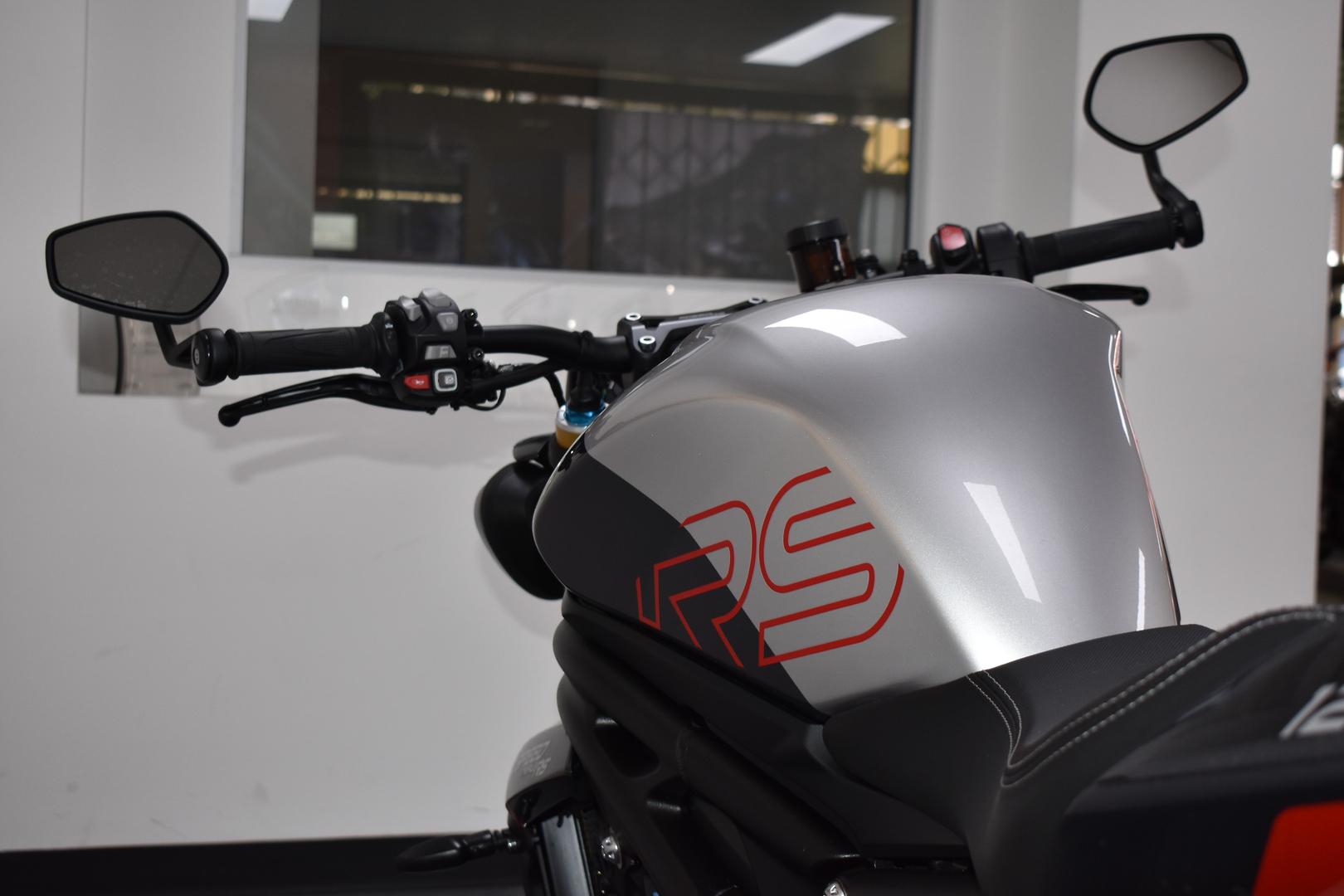 2025 TRIUMPH SPEED TRIPLE 1200 RS ROAD