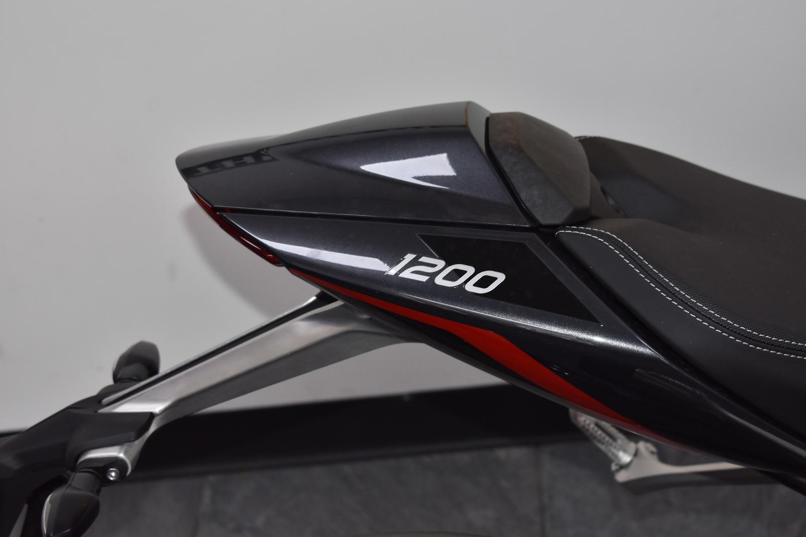 2025 TRIUMPH SPEED TRIPLE 1200 RS ROAD