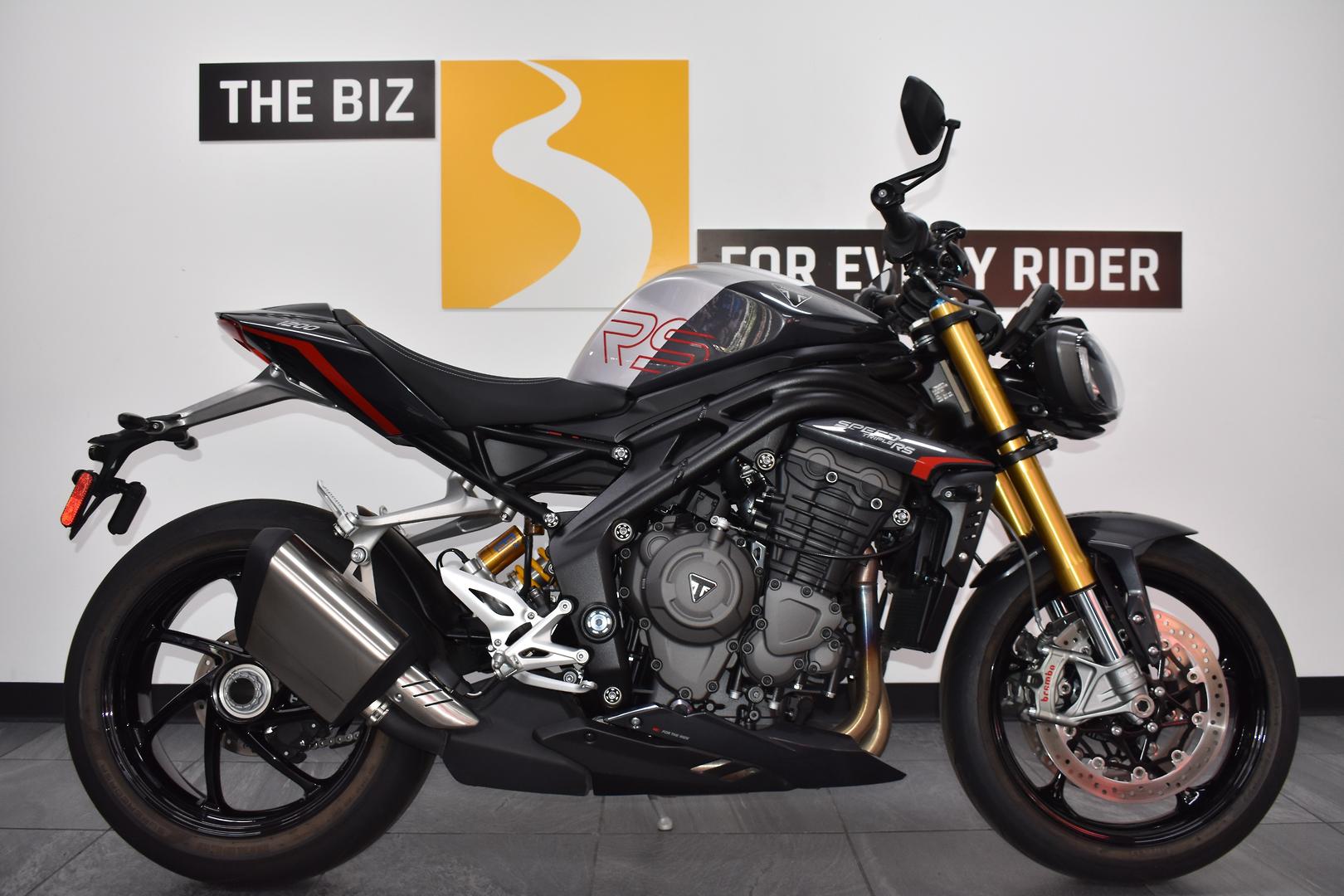 2025 TRIUMPH SPEED TRIPLE 1200 RS ROAD