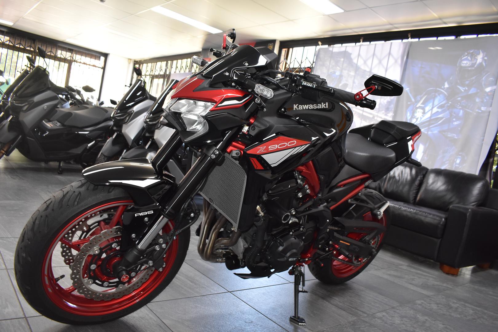 2024 KAWASAKI Z900 (ZR900) SPORTS