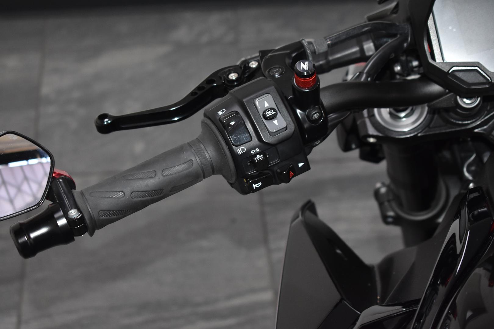 2024 KAWASAKI Z900 (ZR900) SPORTS