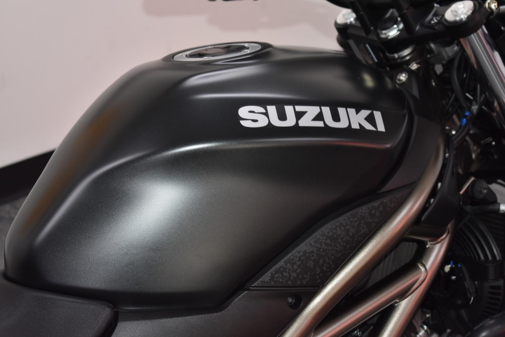 2026 SUZUKI SV650 ROAD