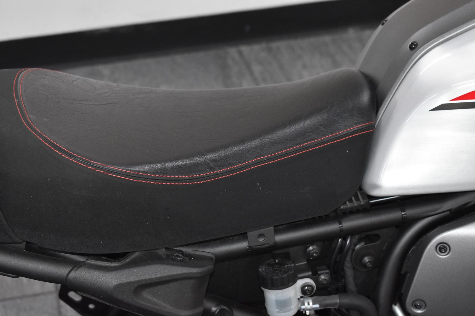 2019 YAMAHA XSR700 ROAD