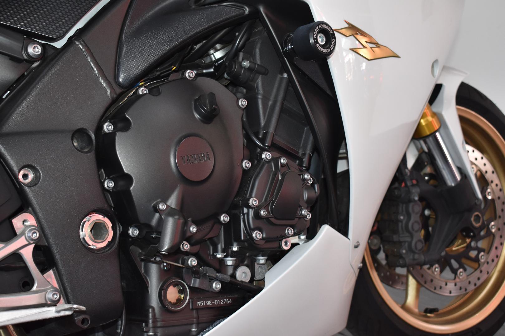 2010 YAMAHA YZF-R1 SPORTS