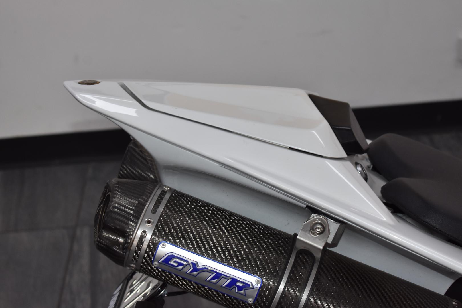2010 YAMAHA YZF-R1 SPORTS