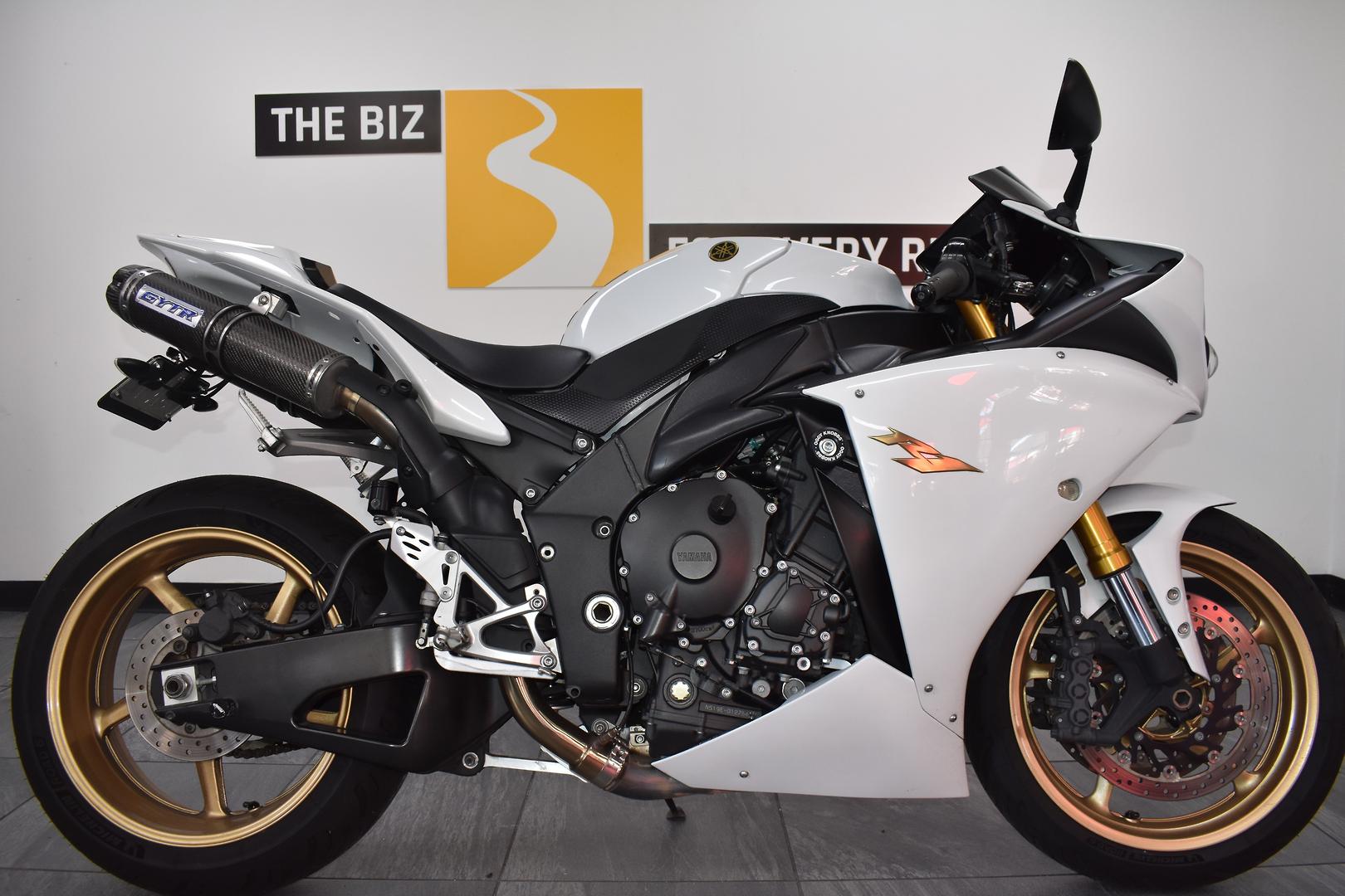 2010 YAMAHA YZF-R1 SPORTS