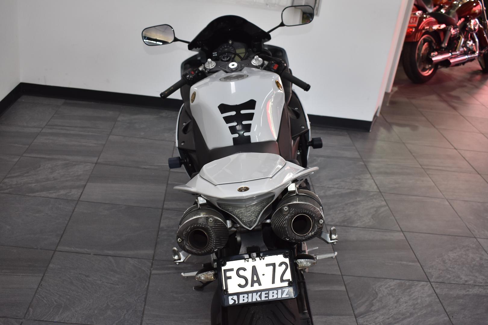2010 YAMAHA YZF-R1 SPORTS