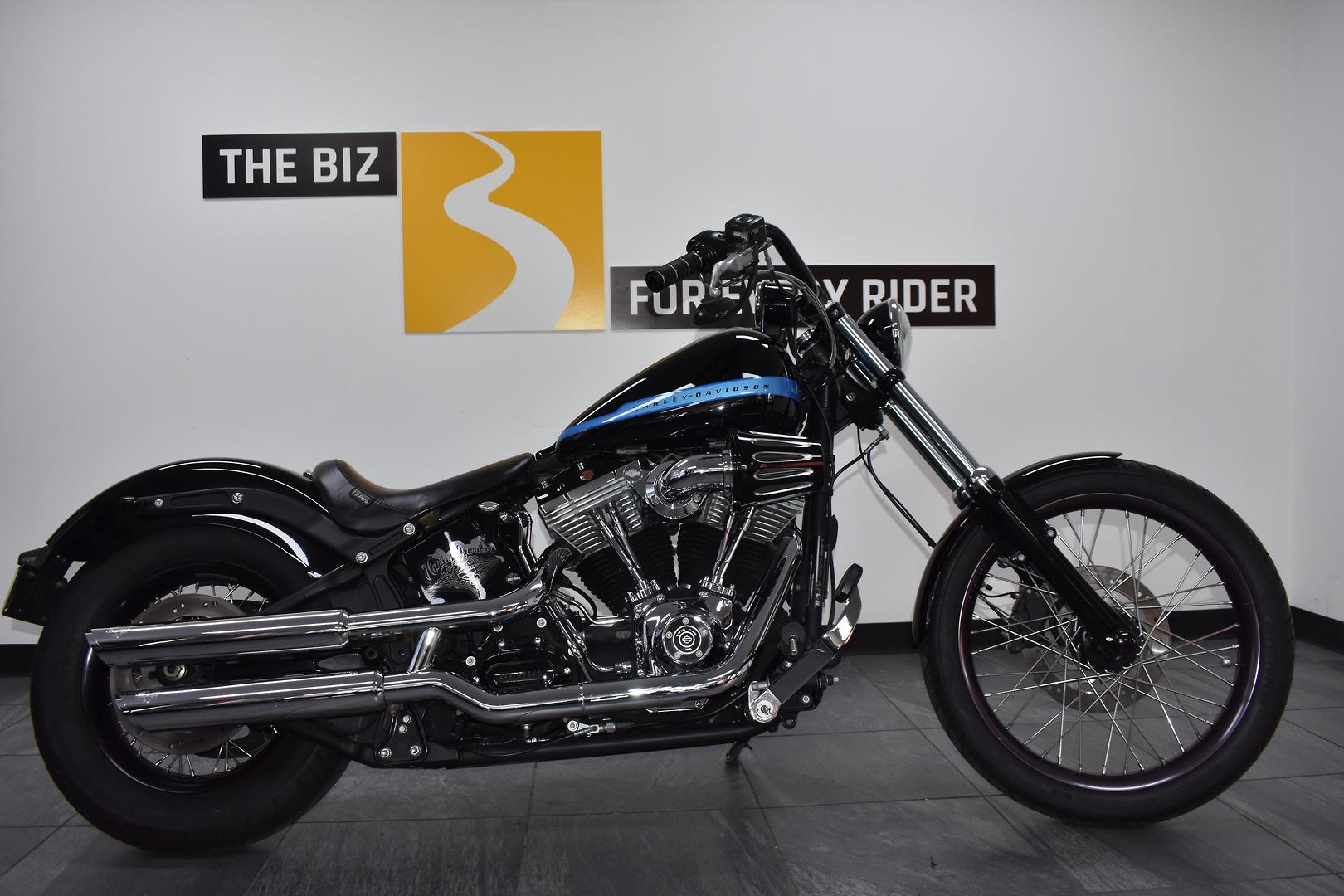 2011 HARLEY-DAVIDSON FXS BLACKLINE CRUISER