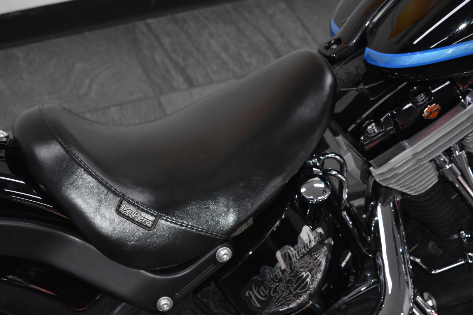 2011 HARLEY-DAVIDSON FXS BLACKLINE CRUISER