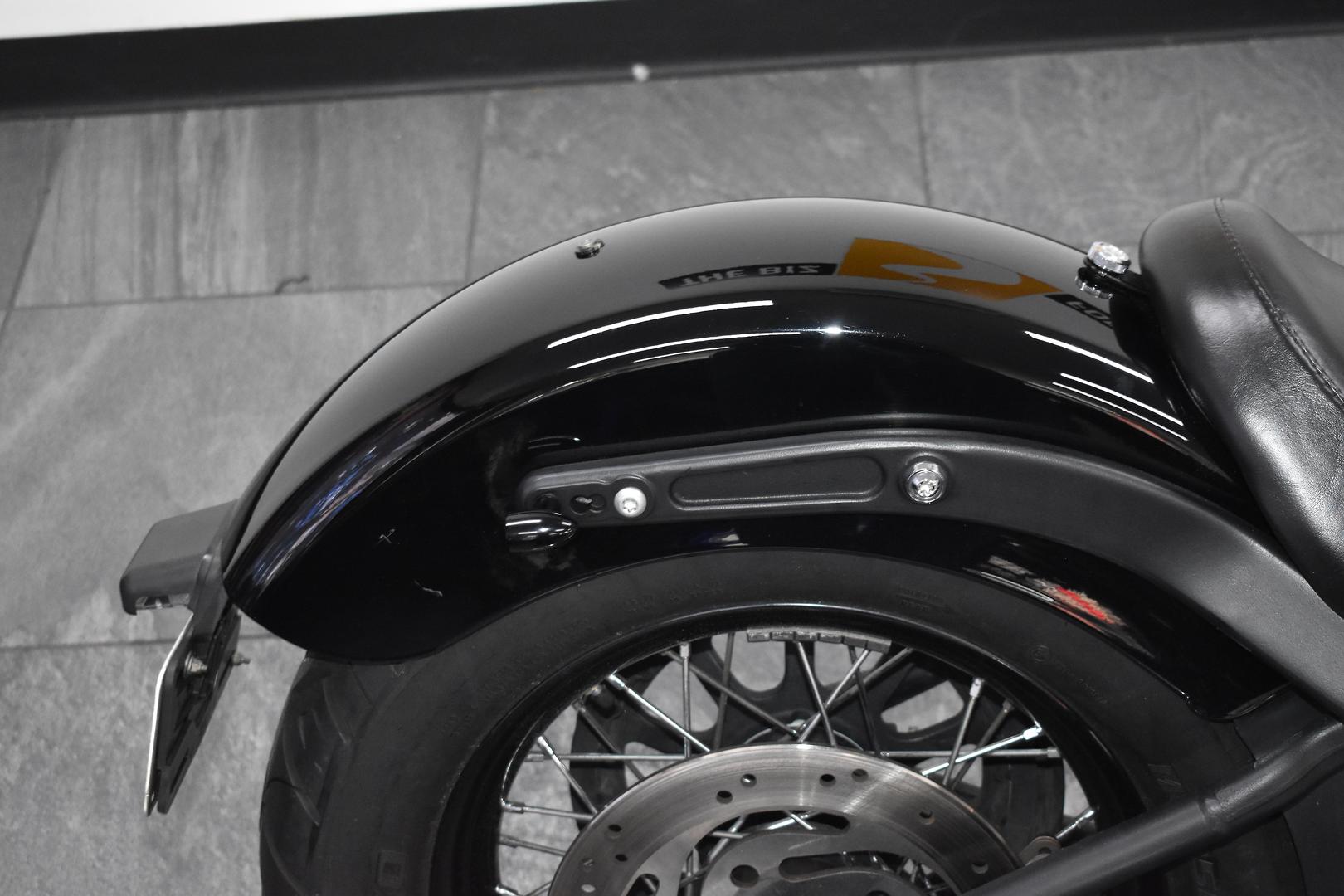2011 HARLEY-DAVIDSON FXS BLACKLINE CRUISER