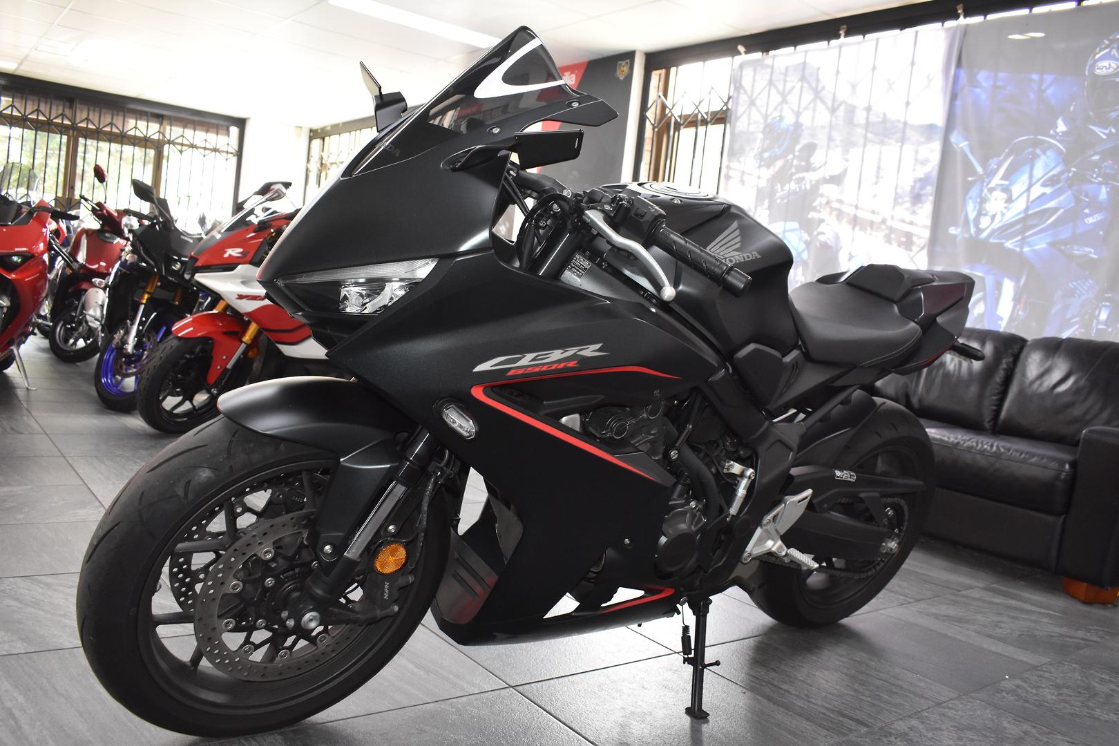 2025 HONDA CBR650R SPORTS