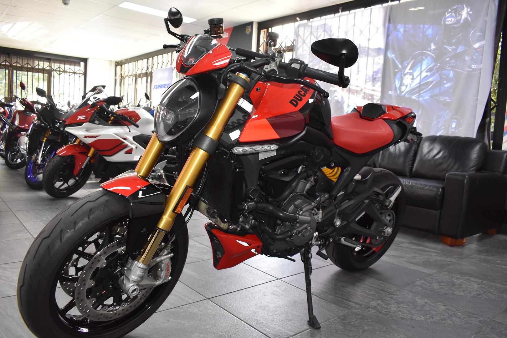 2023 DUCATI MONSTER SP ROAD