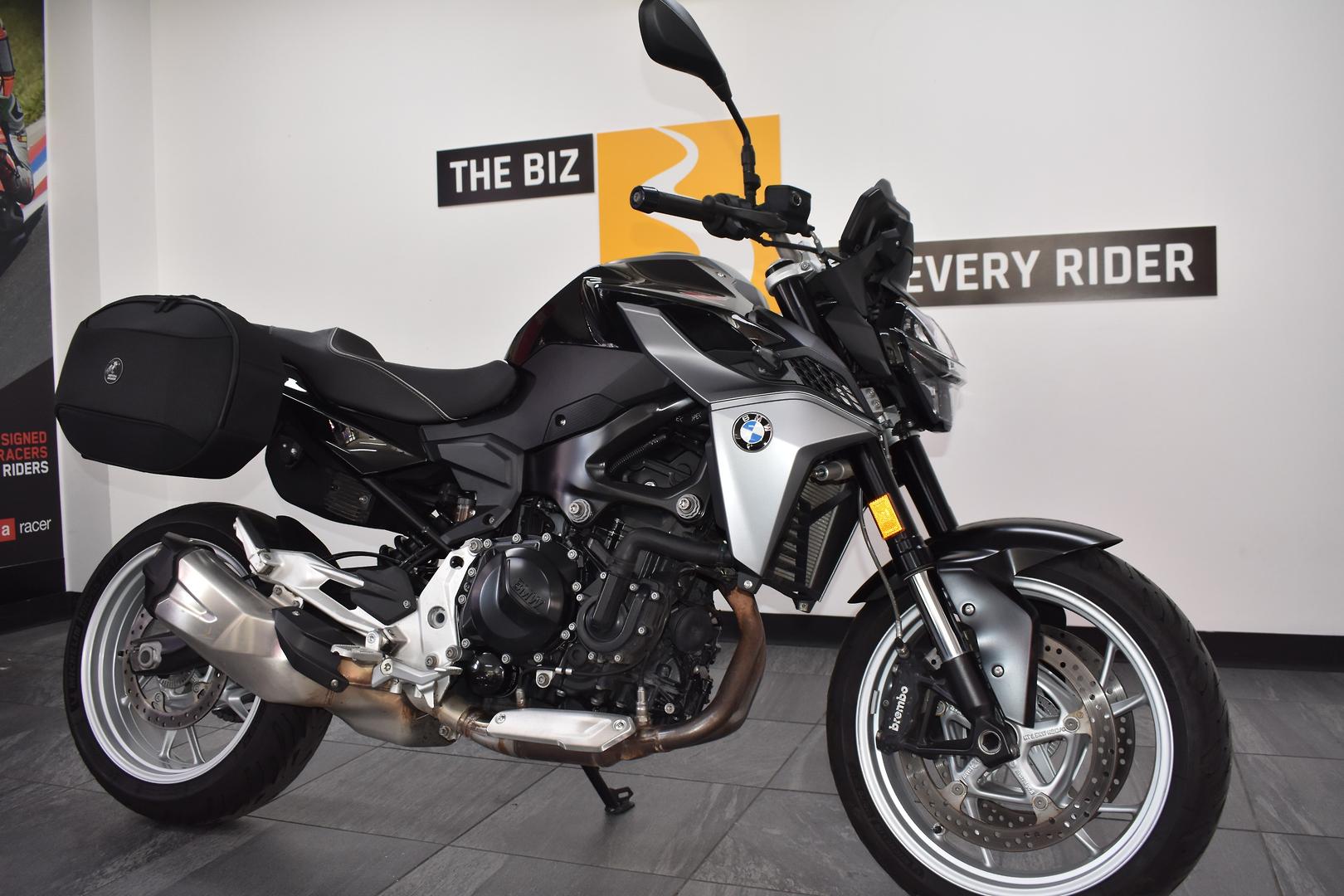 2023 BMW F 900 R ROAD
