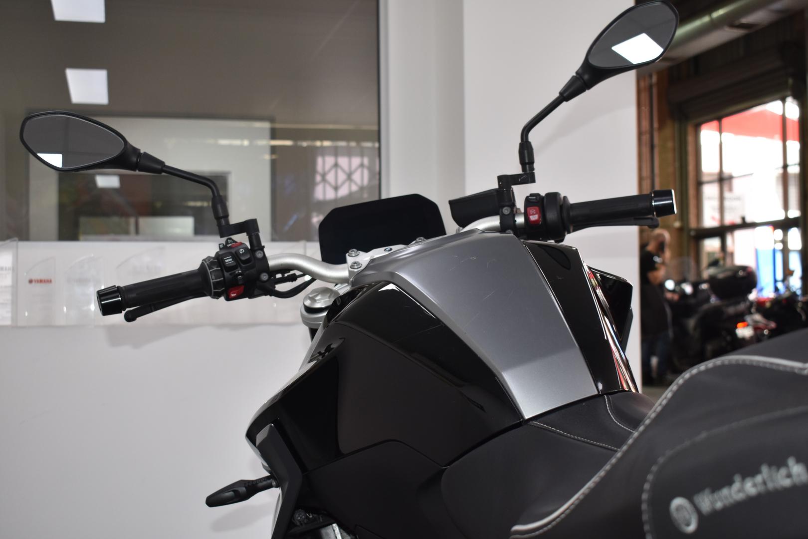 2023 BMW F 900 R ROAD
