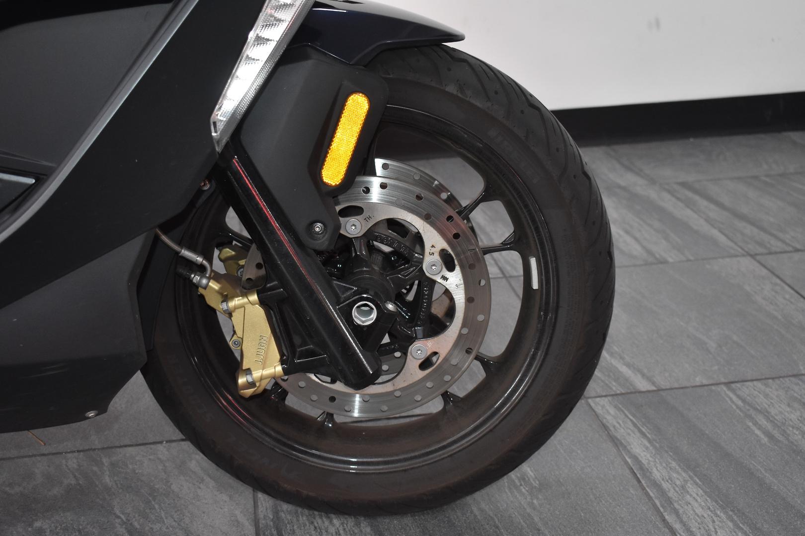 2024 BMW C 400 GT ION SCOOTER