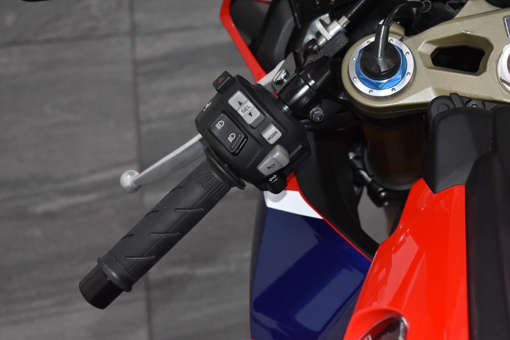 2017 HONDA CBR1000RR (FIREBLADE) SP ABS SPORTS