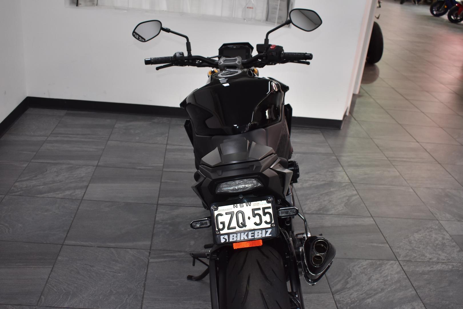 2023 SUZUKI GSX-S1000 ROAD