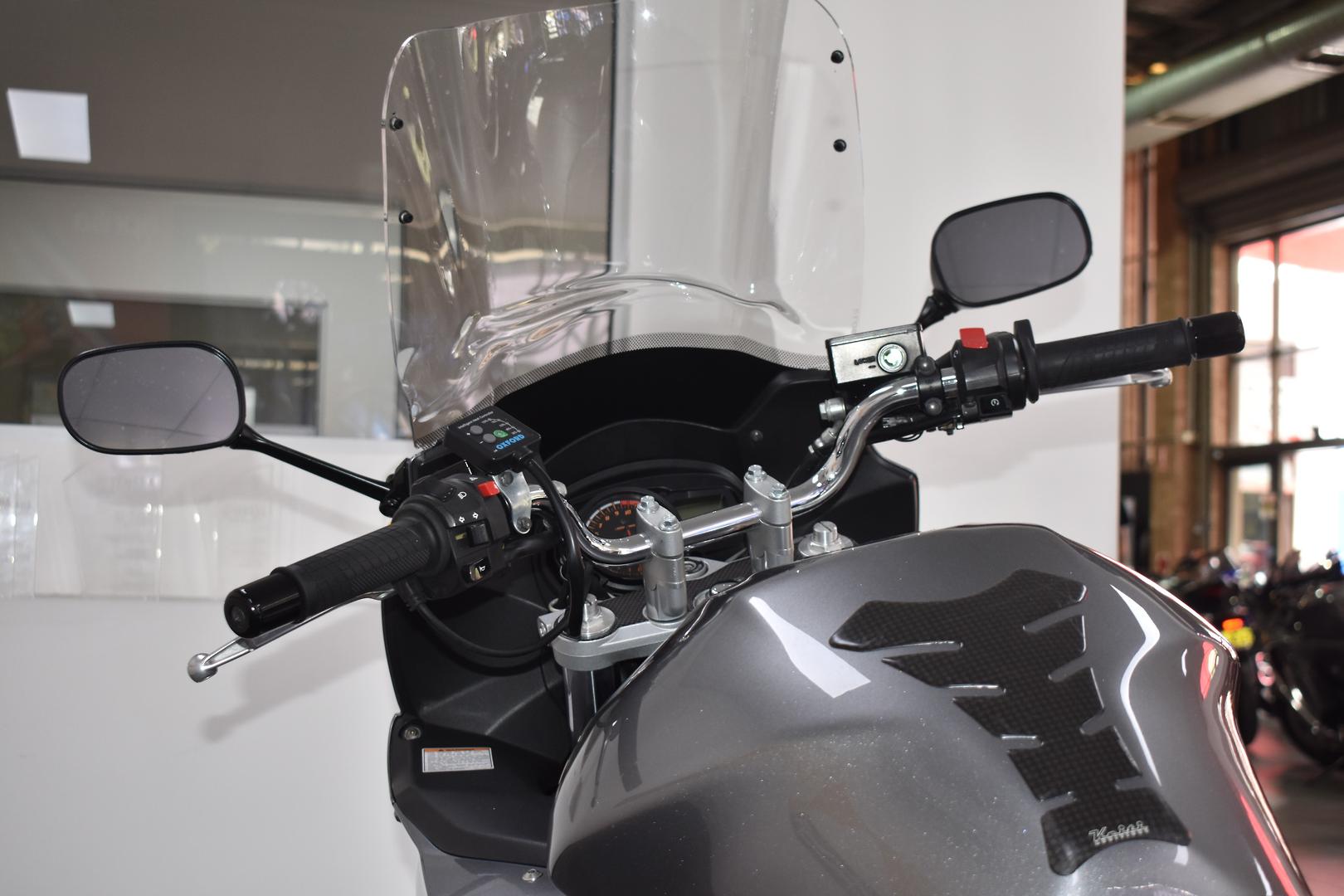2011 SUZUKI GSX1250FA ROAD