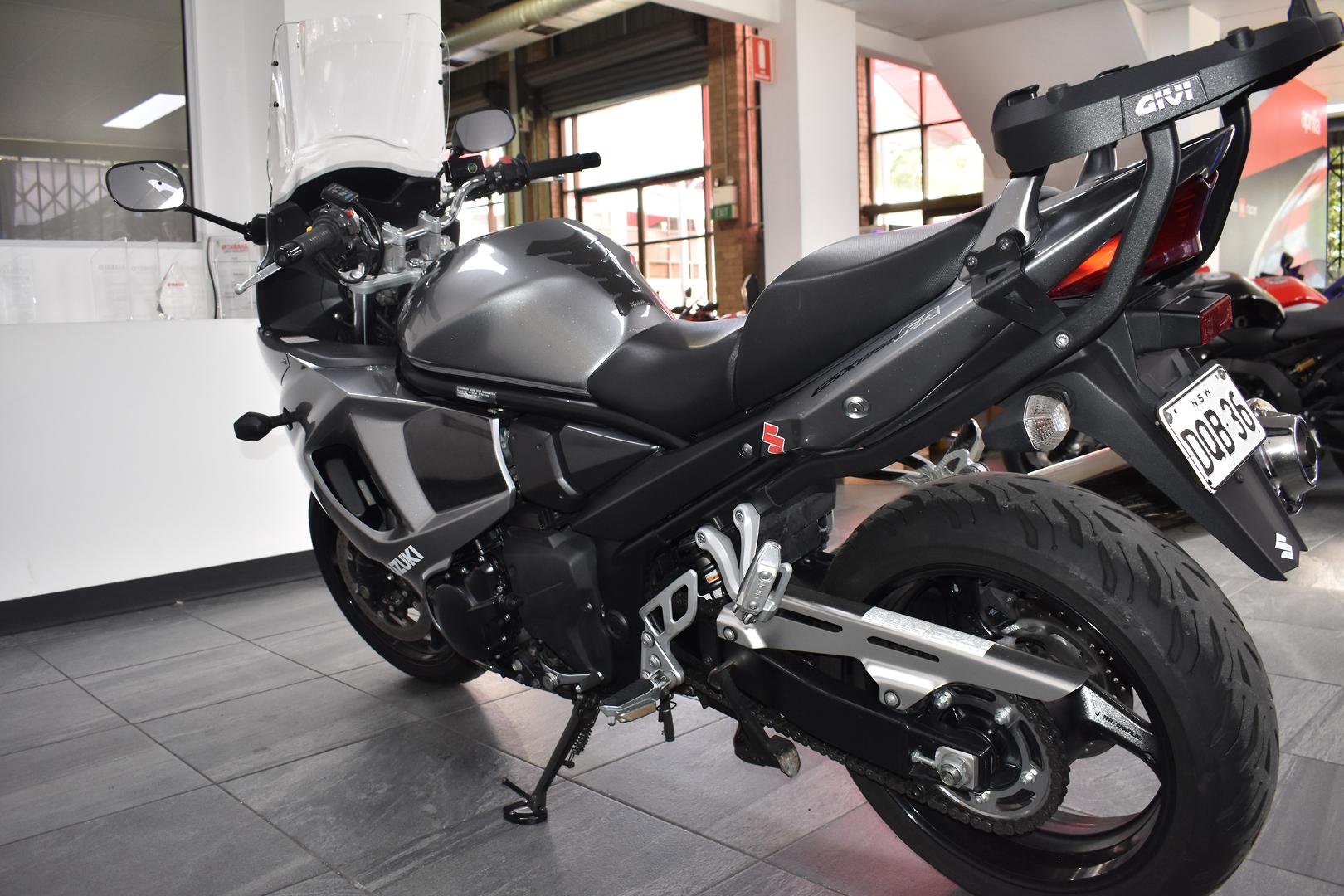 2011 SUZUKI GSX1250FA ROAD
