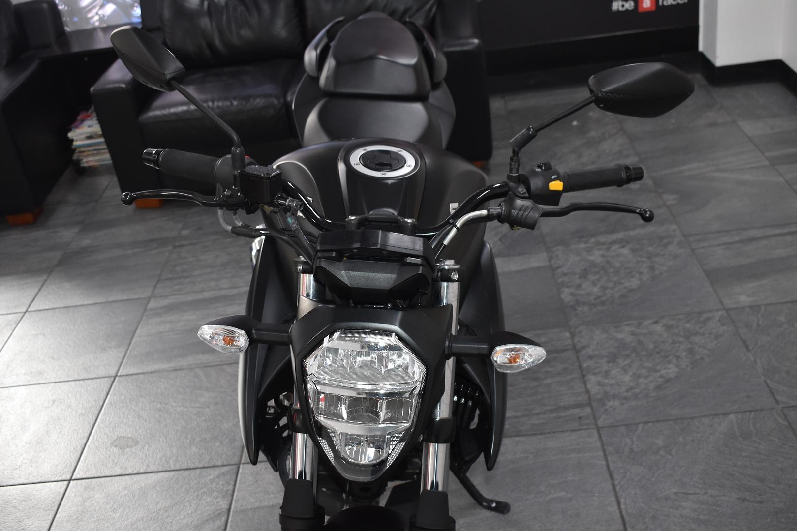 2023 SUZUKI GIXXER ROAD