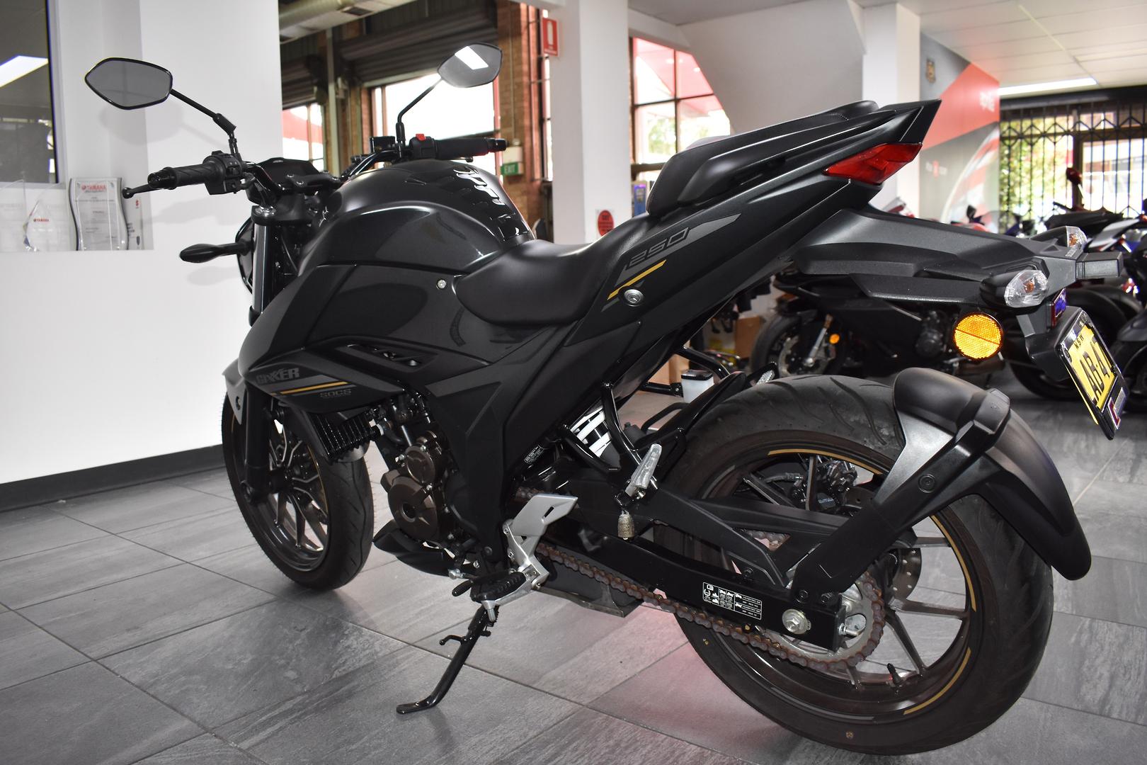 2023 SUZUKI GIXXER ROAD