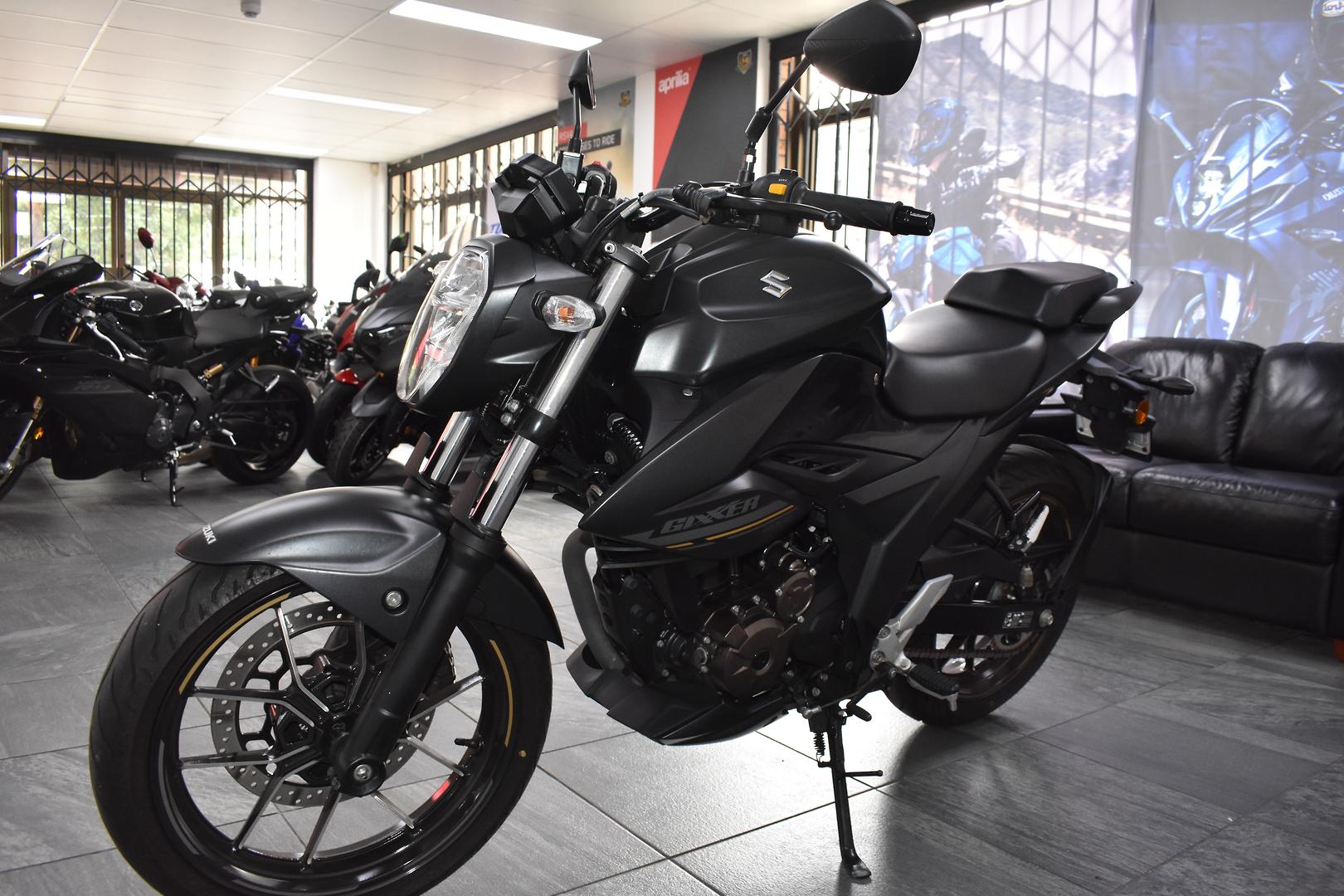 2023 SUZUKI GIXXER ROAD