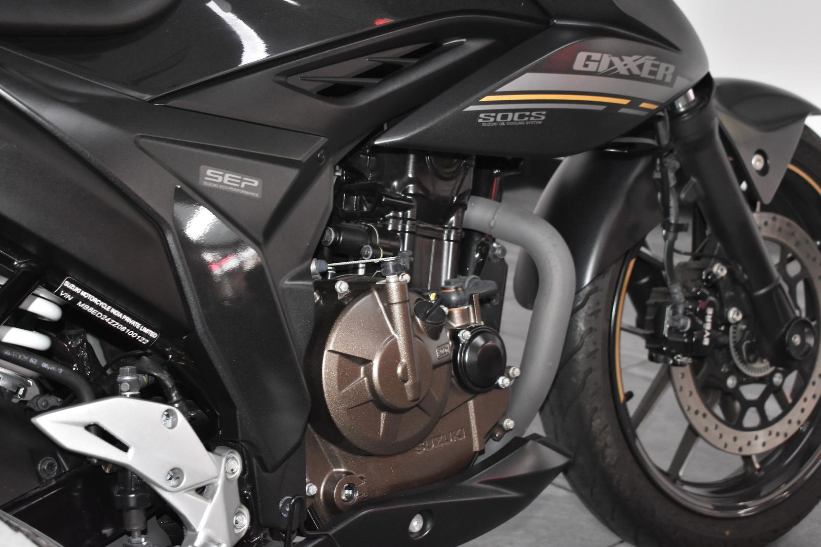2023 SUZUKI GIXXER ROAD