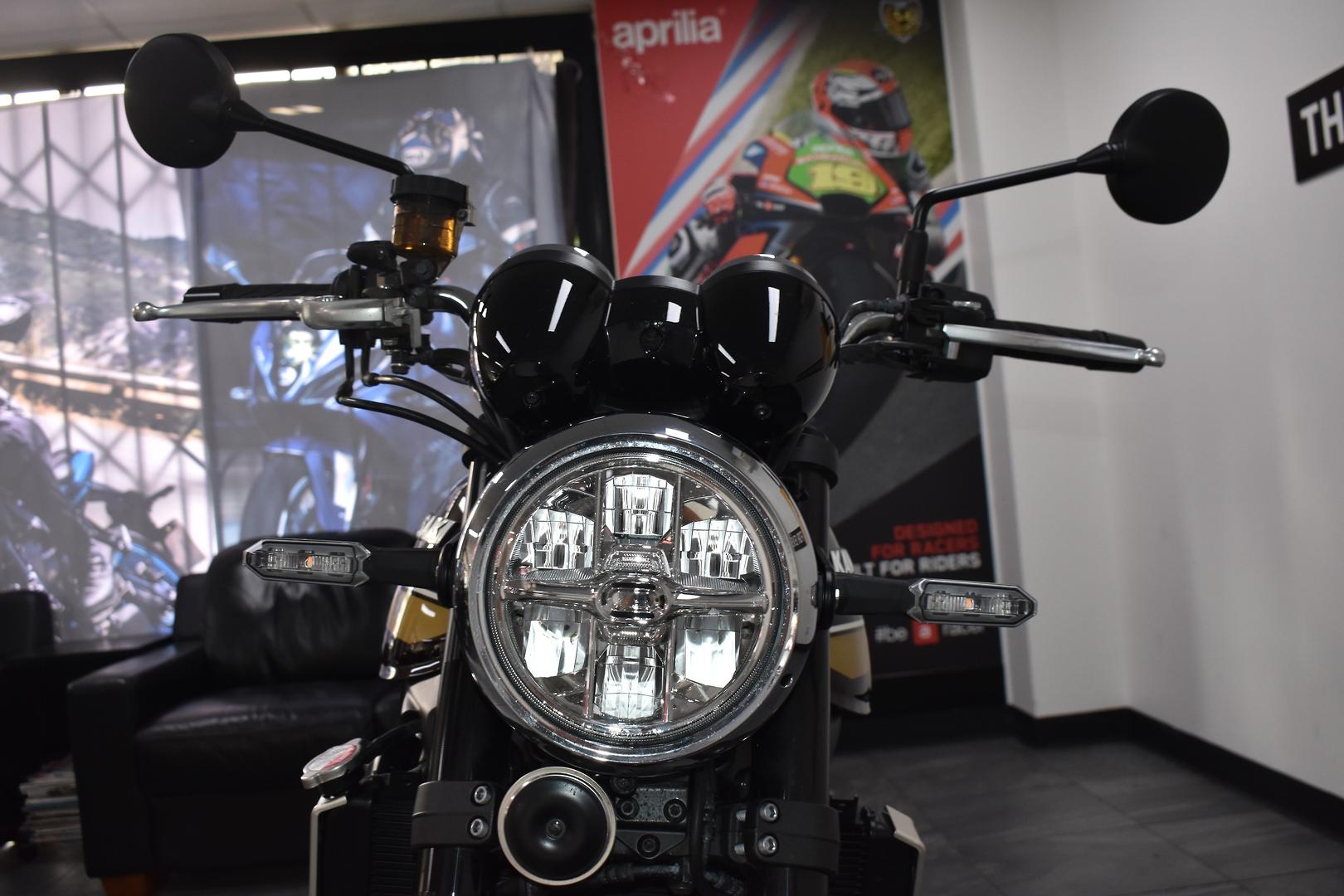 2025 KAWASAKI Z900RS (ZR900C) SPORTS