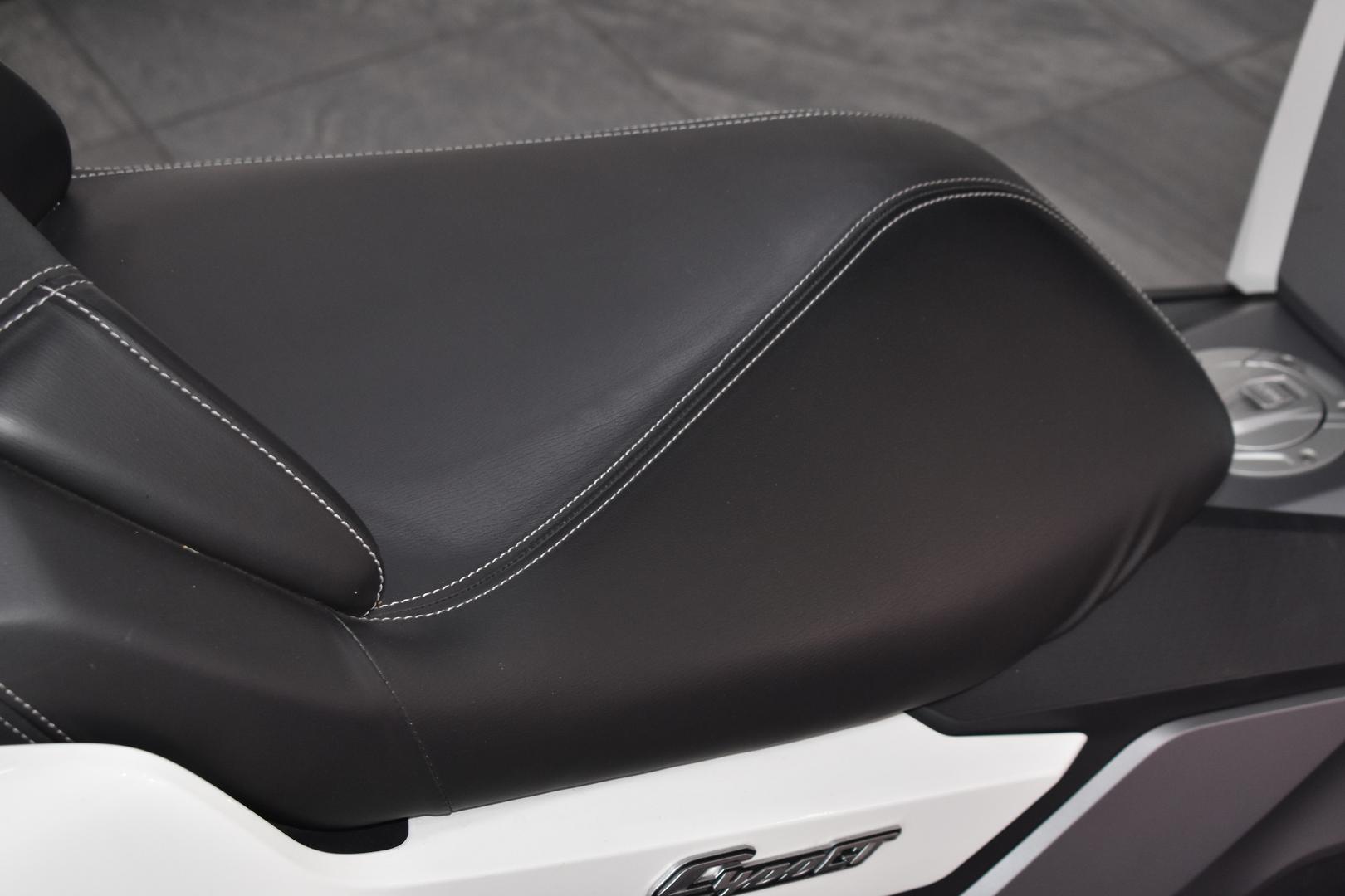2022 BMW C 400 GT SCOOTER