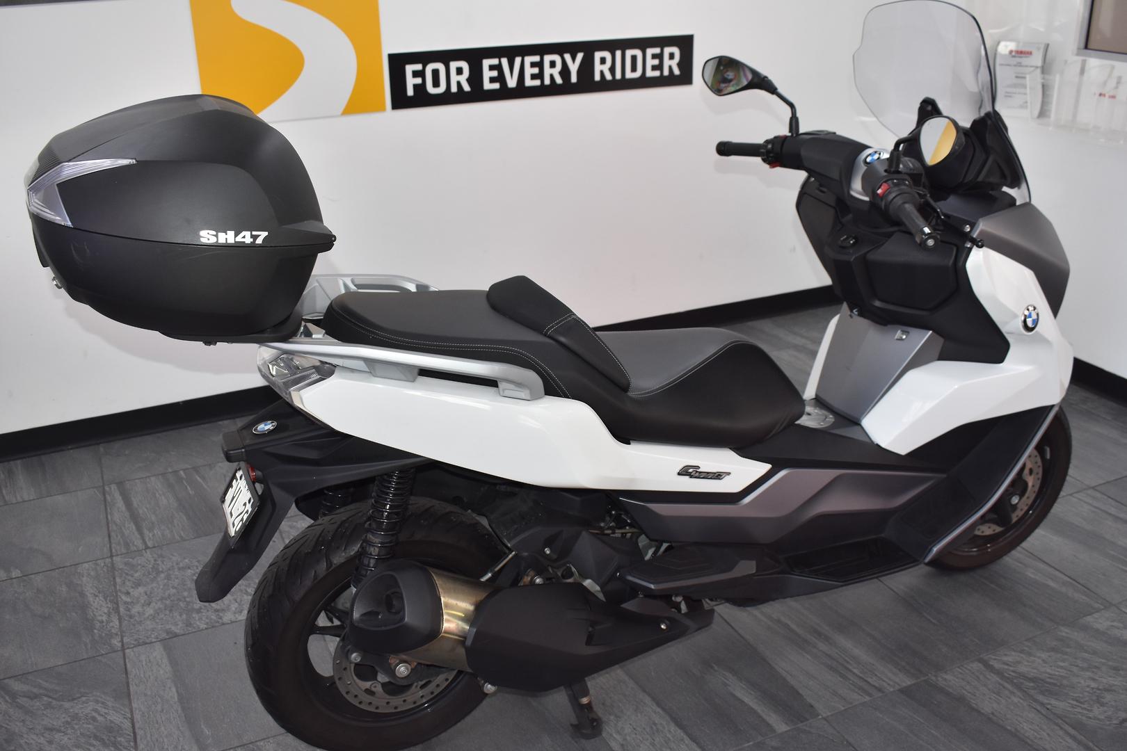 2022 BMW C 400 GT SCOOTER