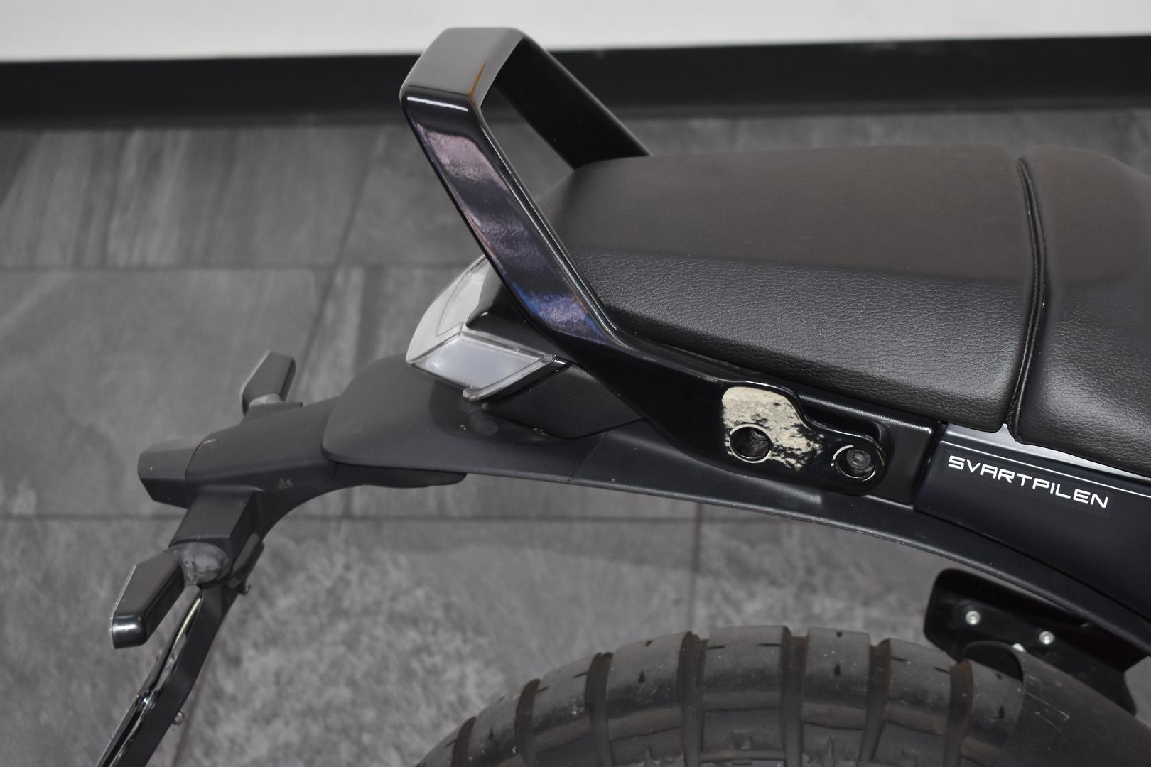 2025 HUSQVARNA SVARTPILEN 401 ROAD