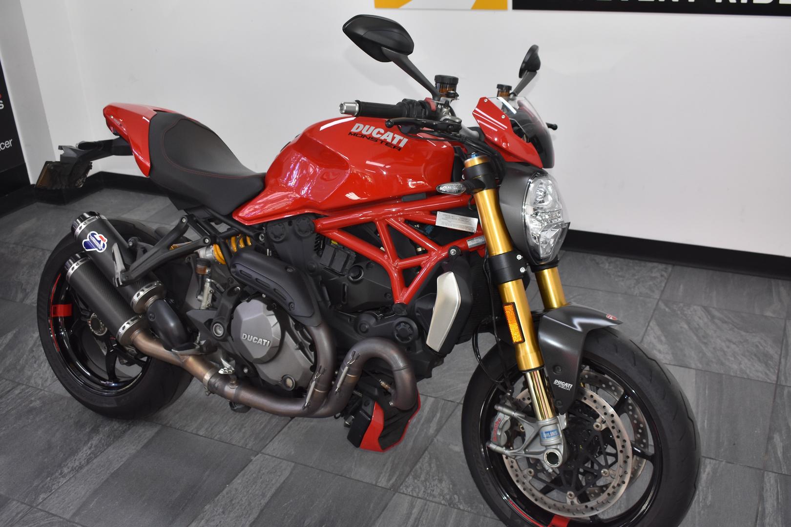 2017 DUCATI MONSTER 1200 S (RED) ROAD