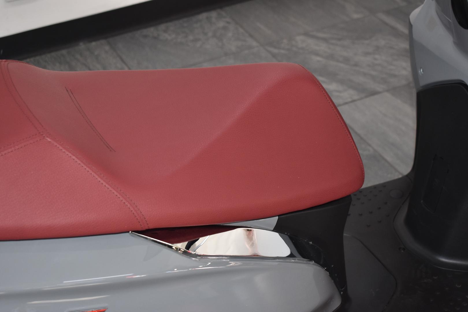 2026 SYM SYMPHONY ST 200i SCOOTER