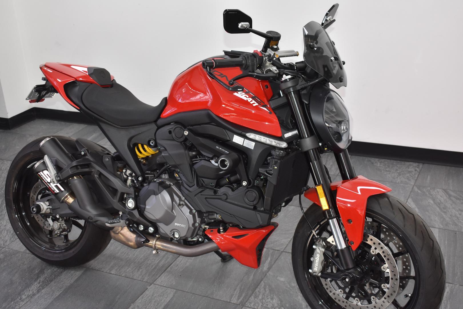 2023 DUCATI MONSTER ROAD