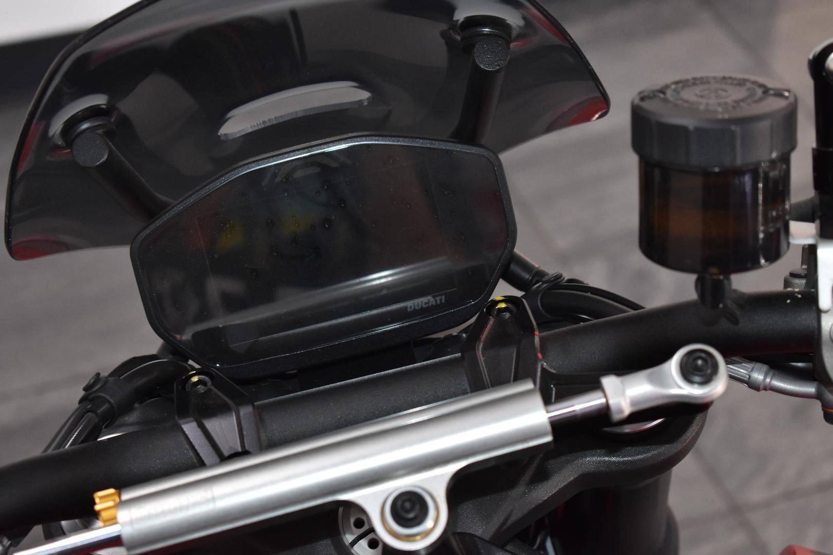 2023 DUCATI MONSTER ROAD