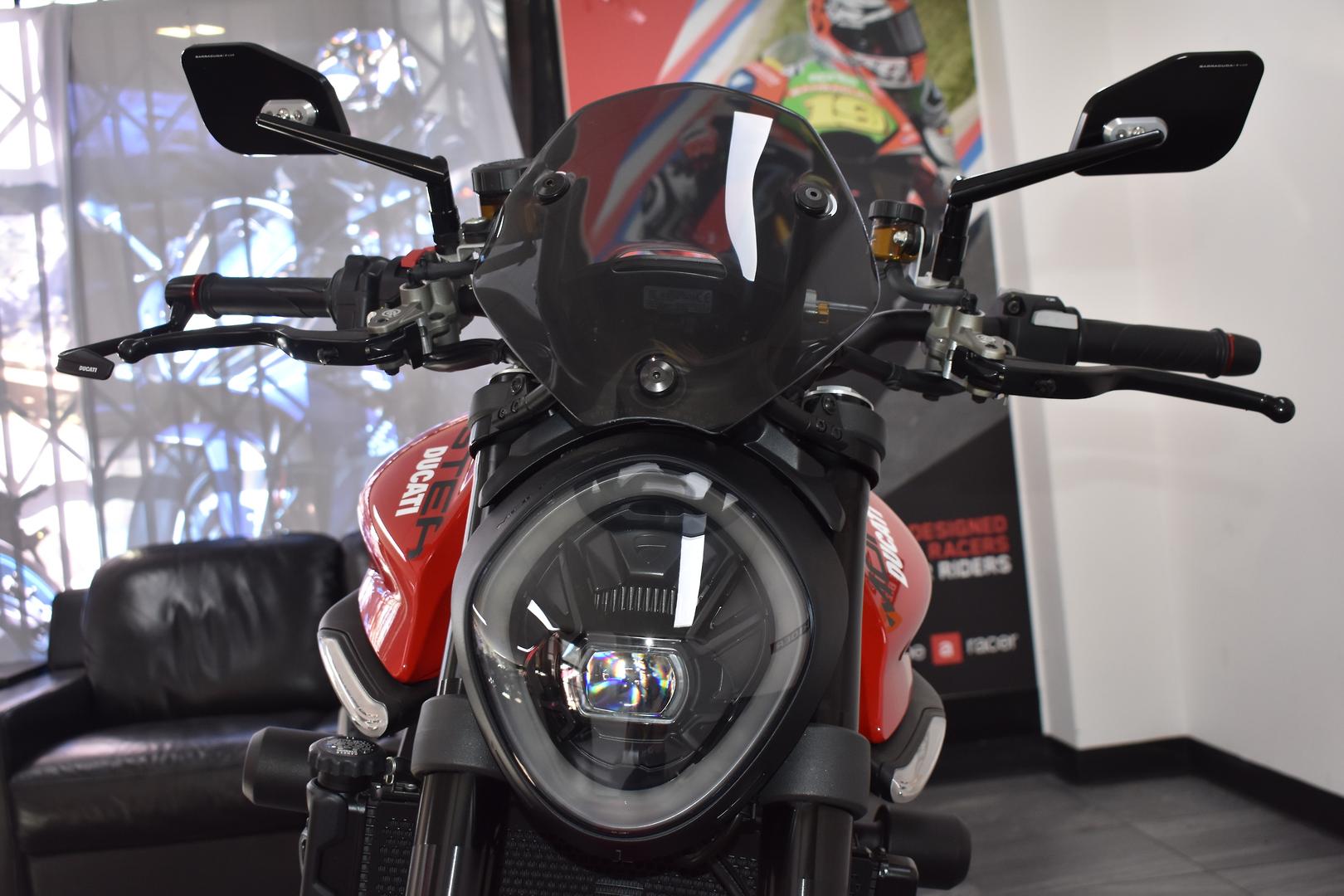 2023 DUCATI MONSTER ROAD