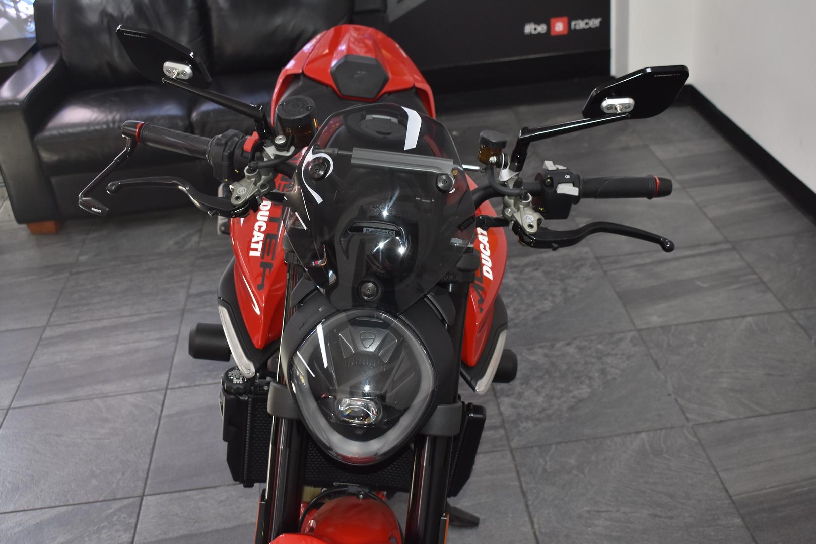 2023 DUCATI MONSTER ROAD