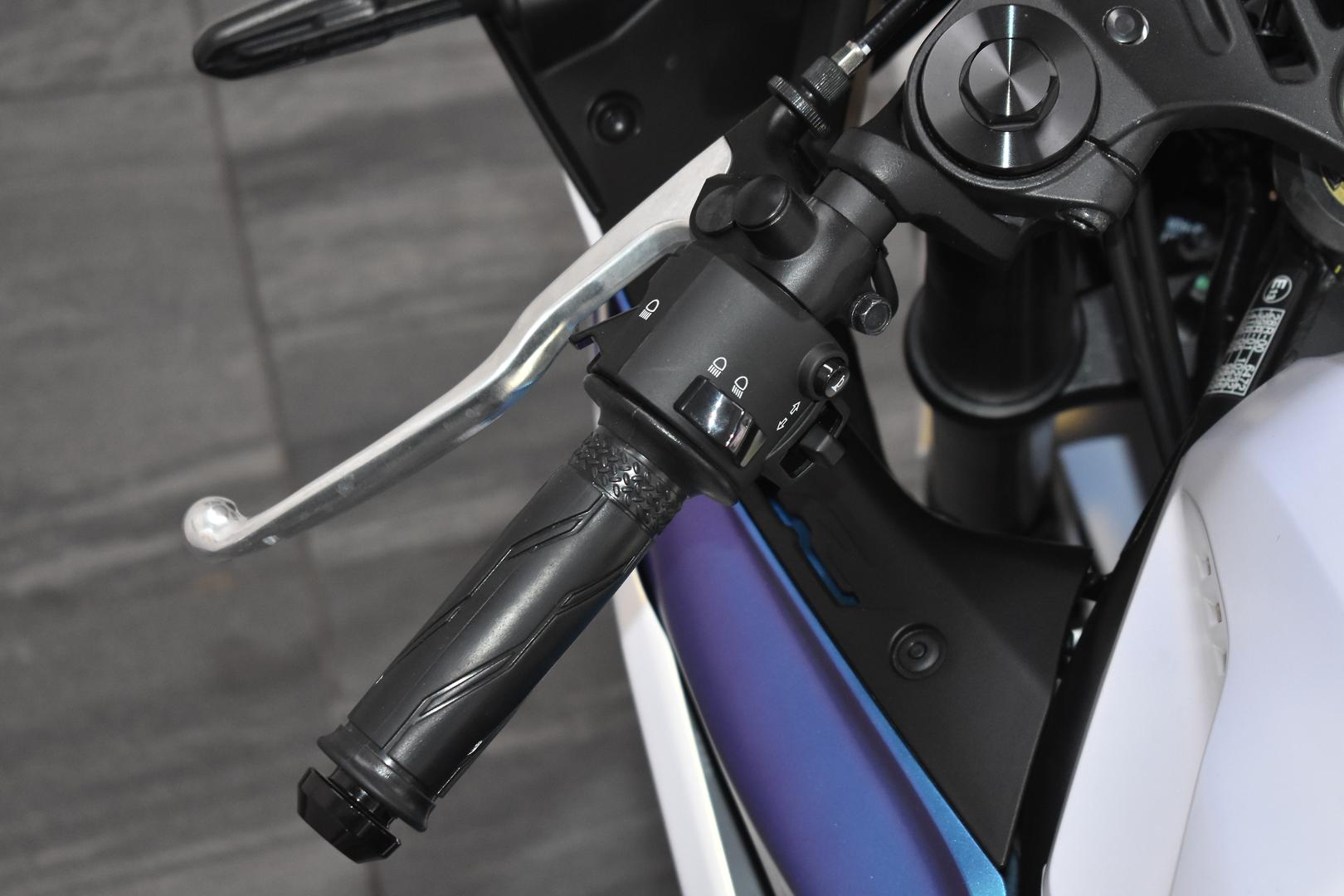2025 YAMAHA YZF-R3 (YZF-R3A) SPORTS