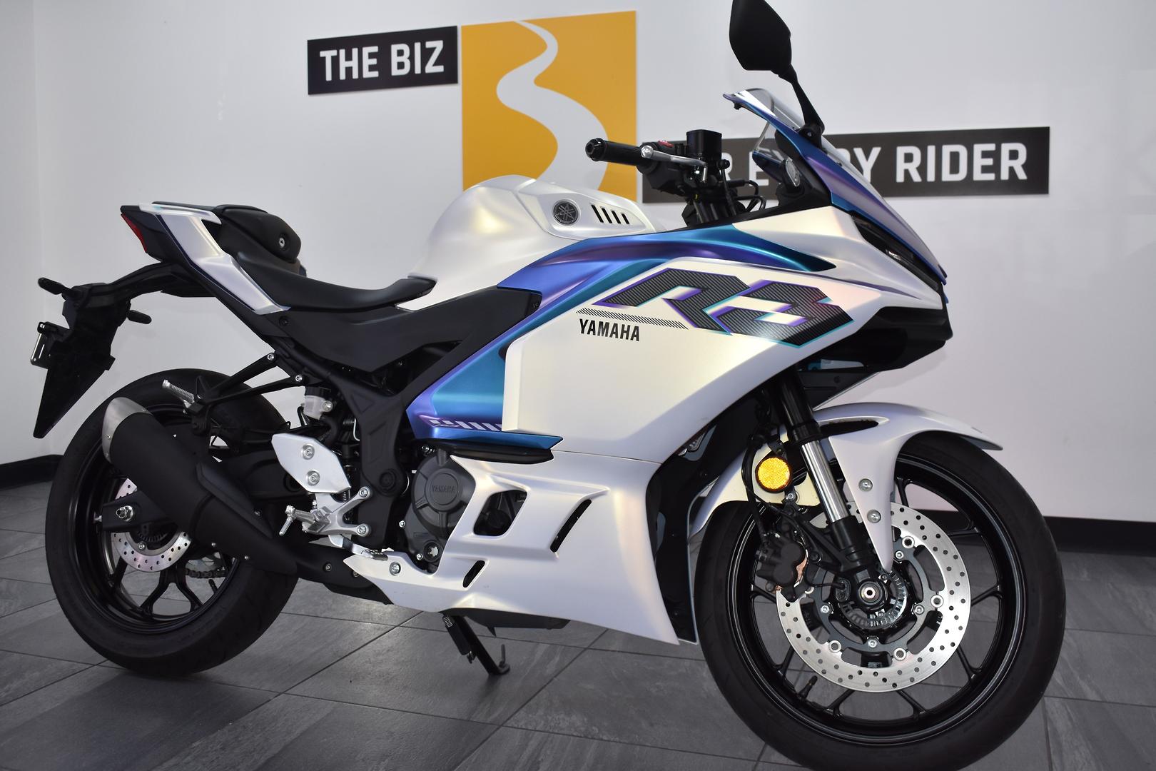 2025 YAMAHA YZF-R3 (YZF-R3A) SPORTS