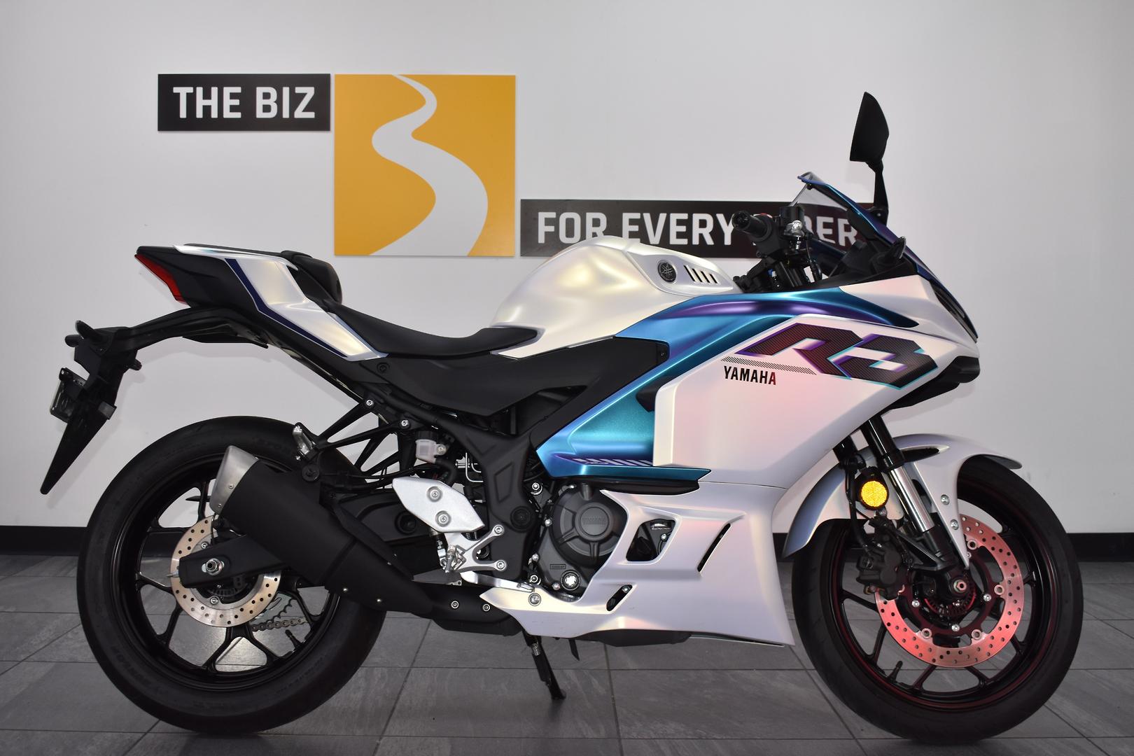 2025 YAMAHA YZF-R3 (YZF-R3A) SPORTS