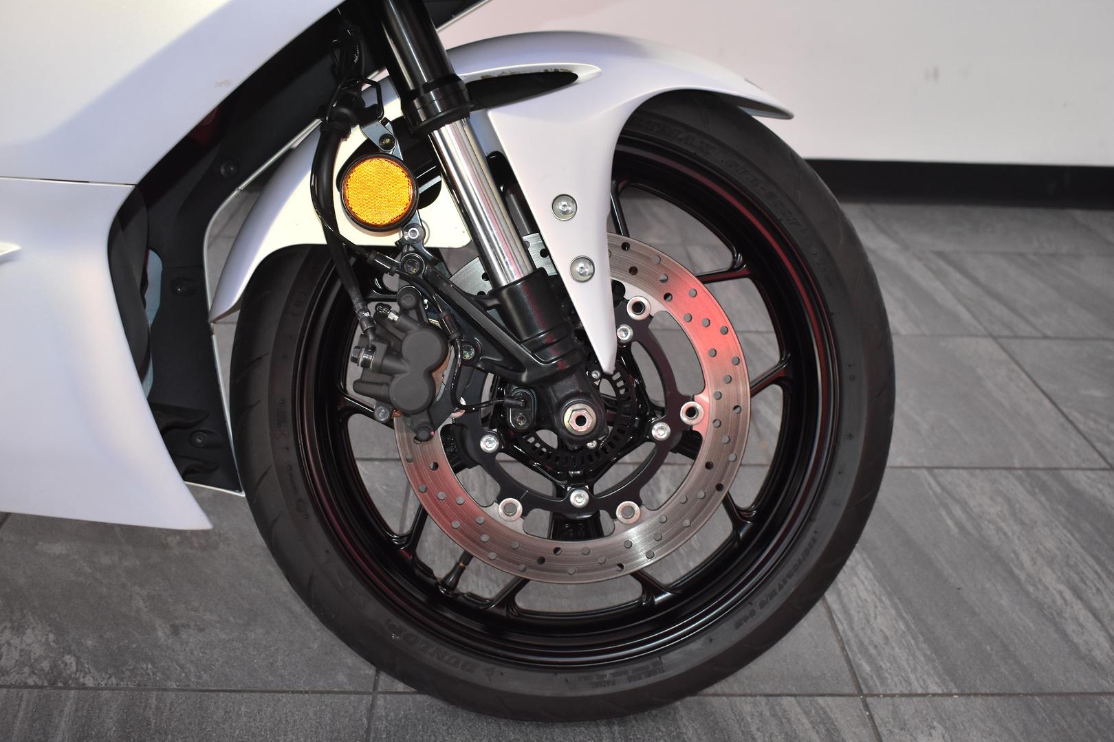 2025 YAMAHA YZF-R3 (YZF-R3A) SPORTS