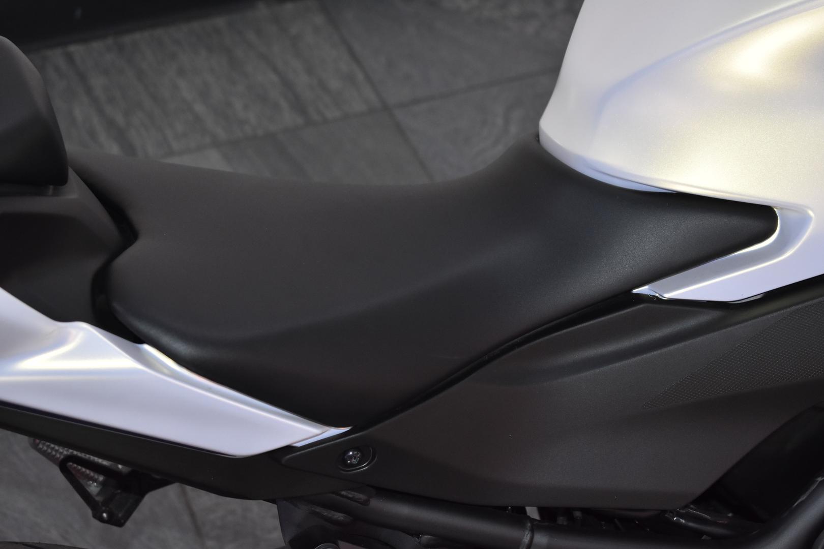 2025 YAMAHA YZF-R3 (YZF-R3A) SPORTS