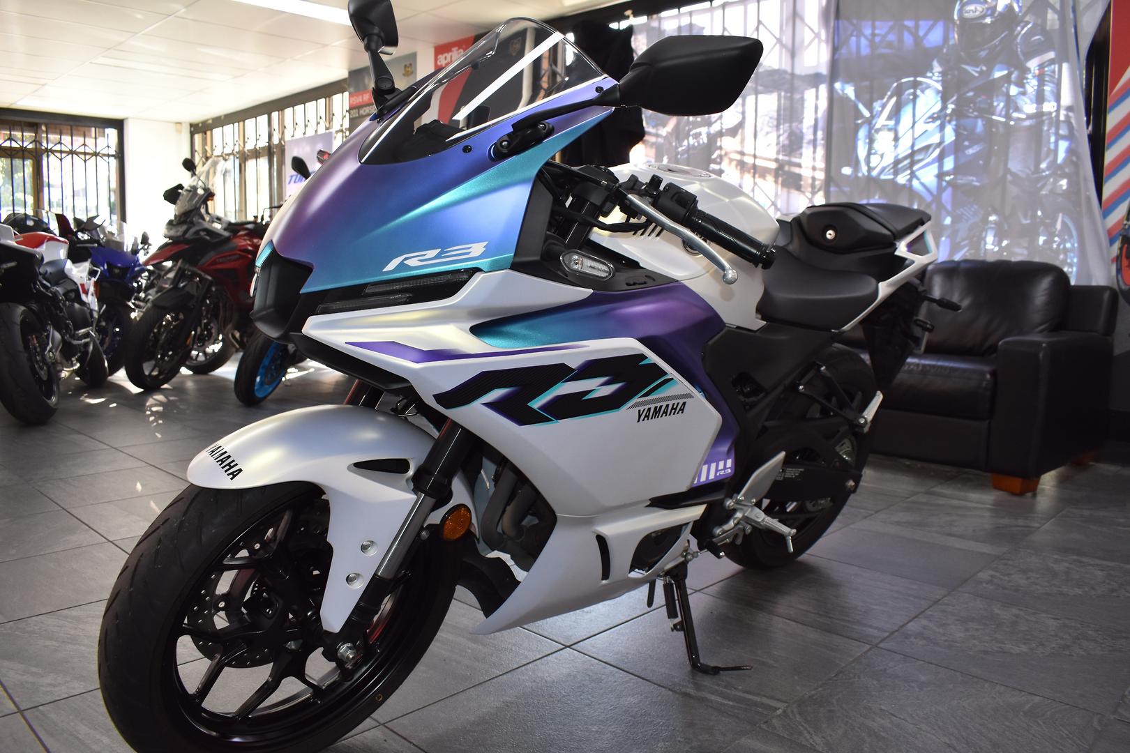 2025 YAMAHA YZF-R3 (YZF-R3A) SPORTS