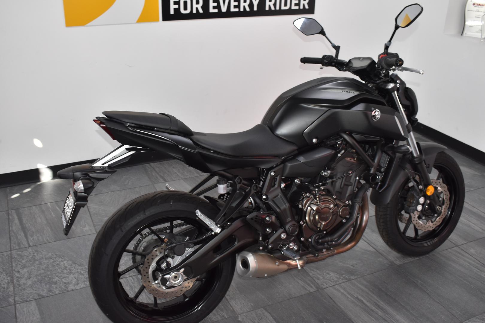 2021 YAMAHA MT-07 LAMS ROAD
