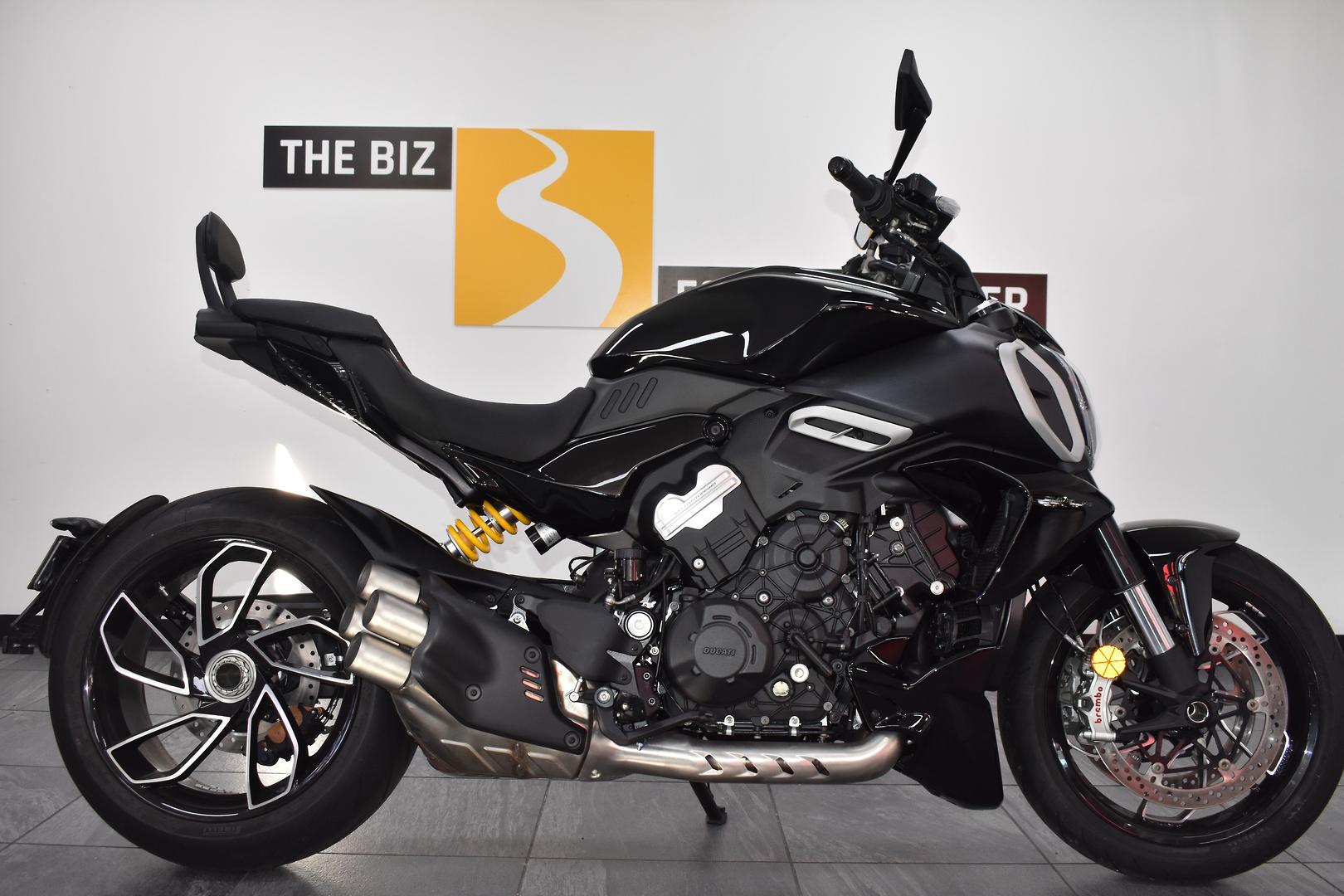 2024 DUCATI DIAVEL V4 CRUISER